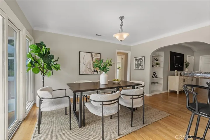 2692 San Francisco Avenue, Long Beach, California 90806