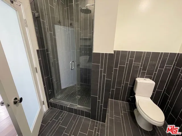 727 W 7th Street 304, Los Angeles, California 90017