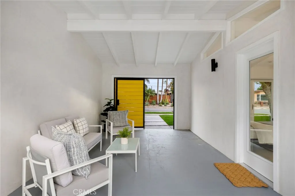 3103 Shipway Avenue, Long Beach, California 90808 home-pic-5