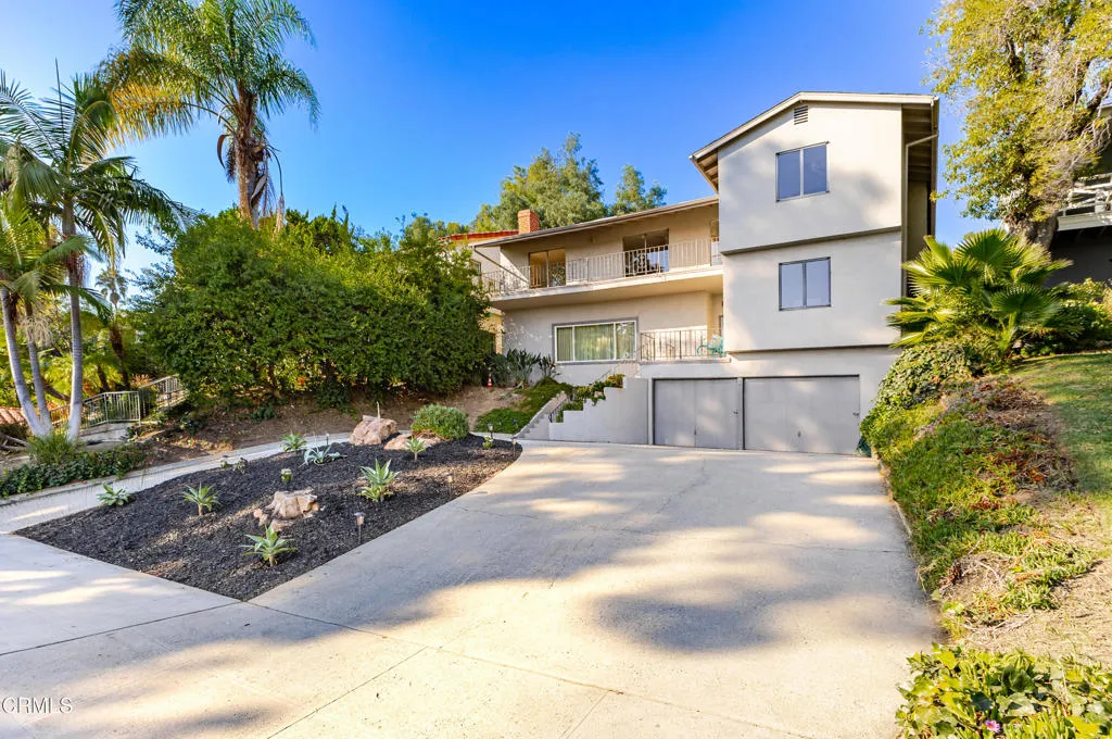 817 E Mountain Street, Glendale, California 91207 home-pic-2