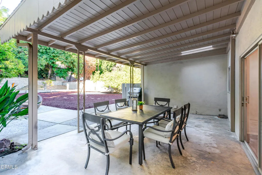 817 E Mountain Street, Glendale, California 91207 home-pic-43