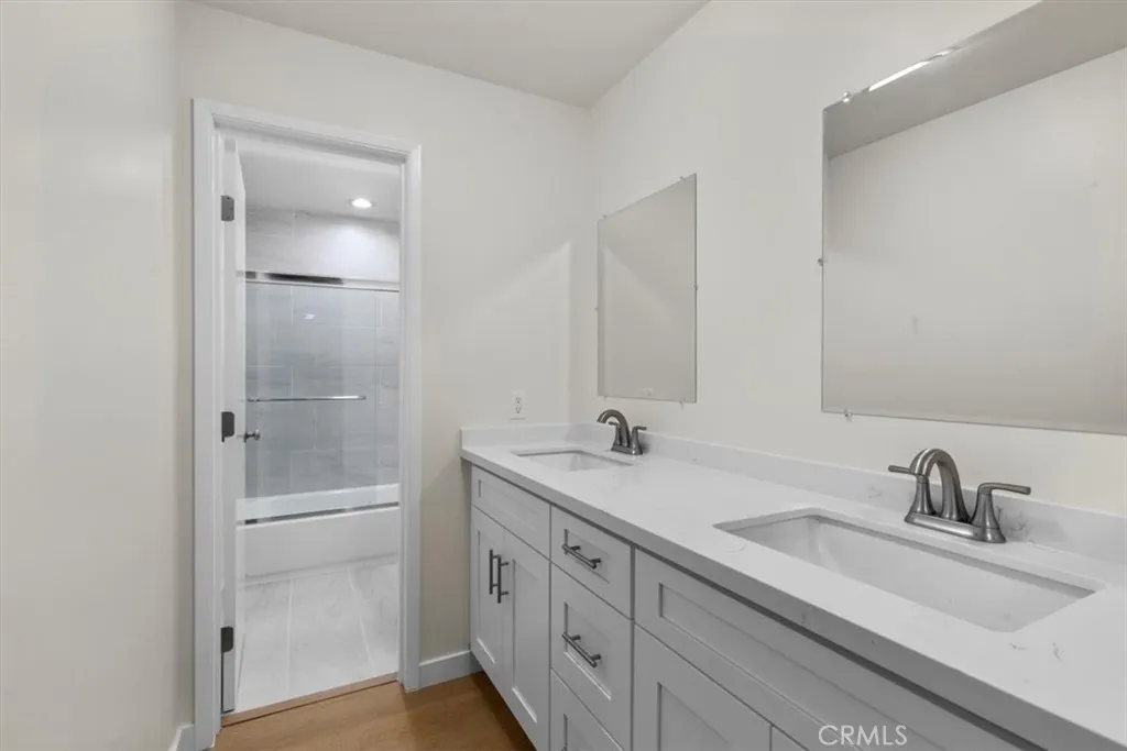 7505 Hampton Avenue 4, West Hollywood, California 90046 home-pic-20