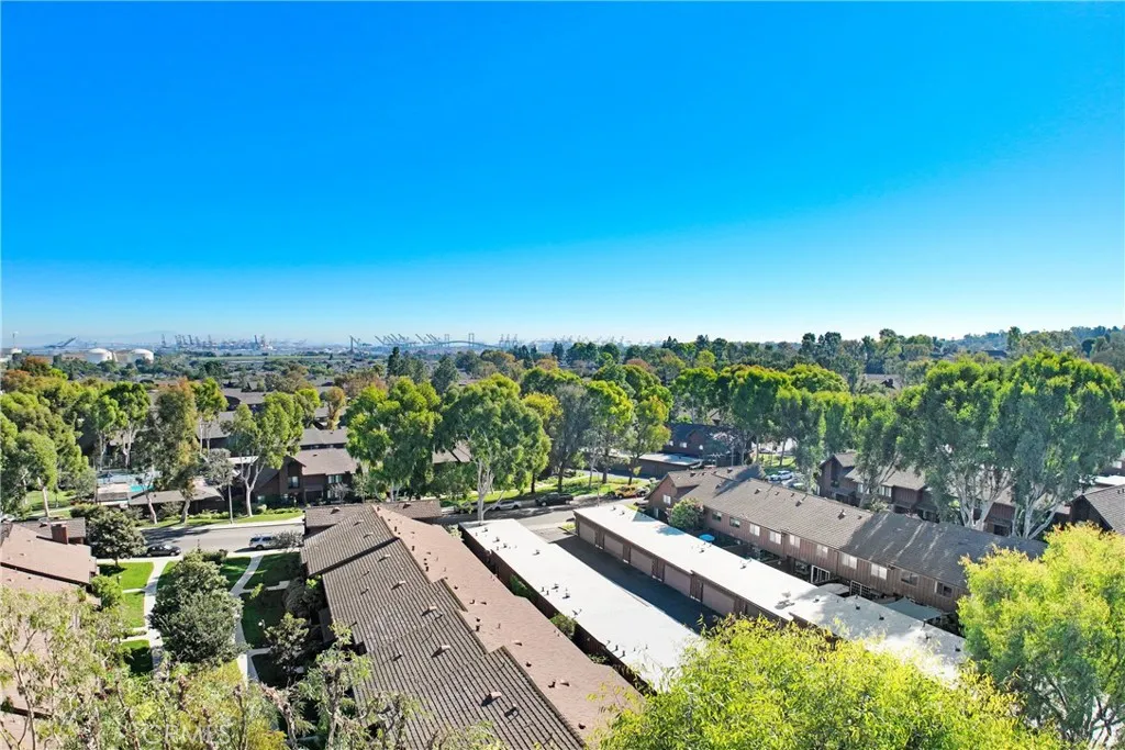 2205 Stonewood Court, San Pedro, California 90732 home-pic-51