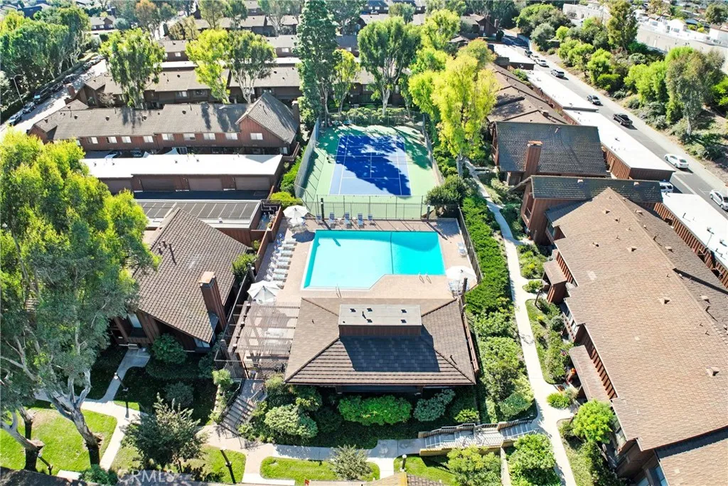 2205 Stonewood Court, San Pedro, California 90732 home-pic-45