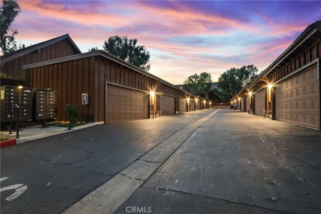 2205 Stonewood Court, San Pedro, California 90732 home-pic-39