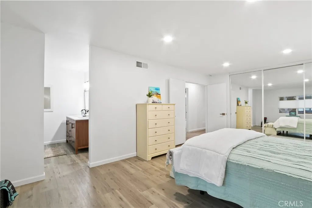 2205 Stonewood Court, San Pedro, California 90732 home-pic-15