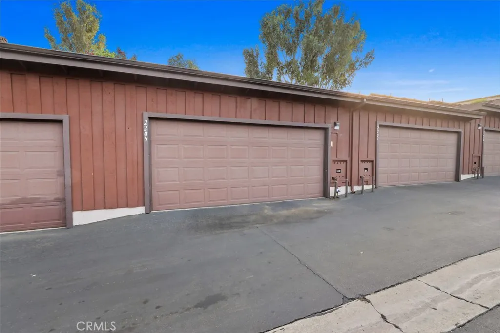2205 Stonewood Court, San Pedro, California 90732 home-pic-23
