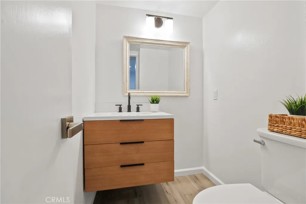 2205 Stonewood Court, San Pedro, California 90732 home-pic-8