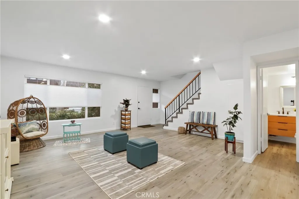 2205 Stonewood Court, San Pedro, California 90732 home-pic-6