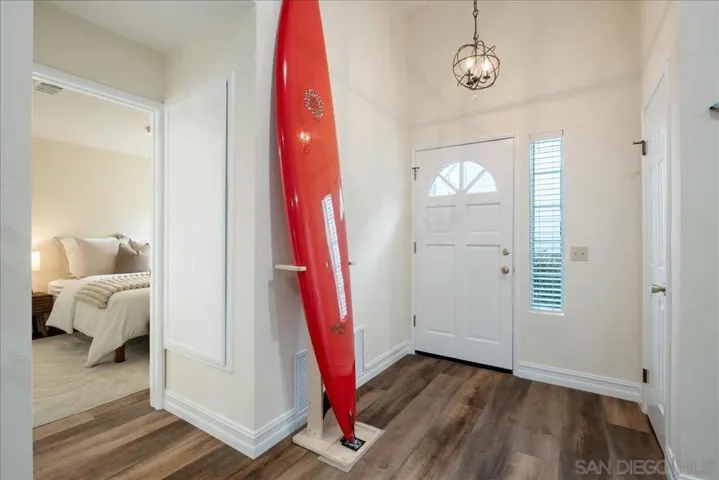 2006 Mountain Vista Way, Oceanside, California 92054