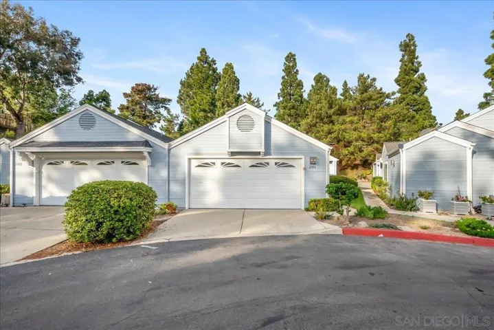 2006 Mountain Vista Way, Oceanside, California 92054