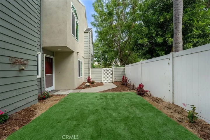 16 Hillrose, Aliso Viejo, California 92656
