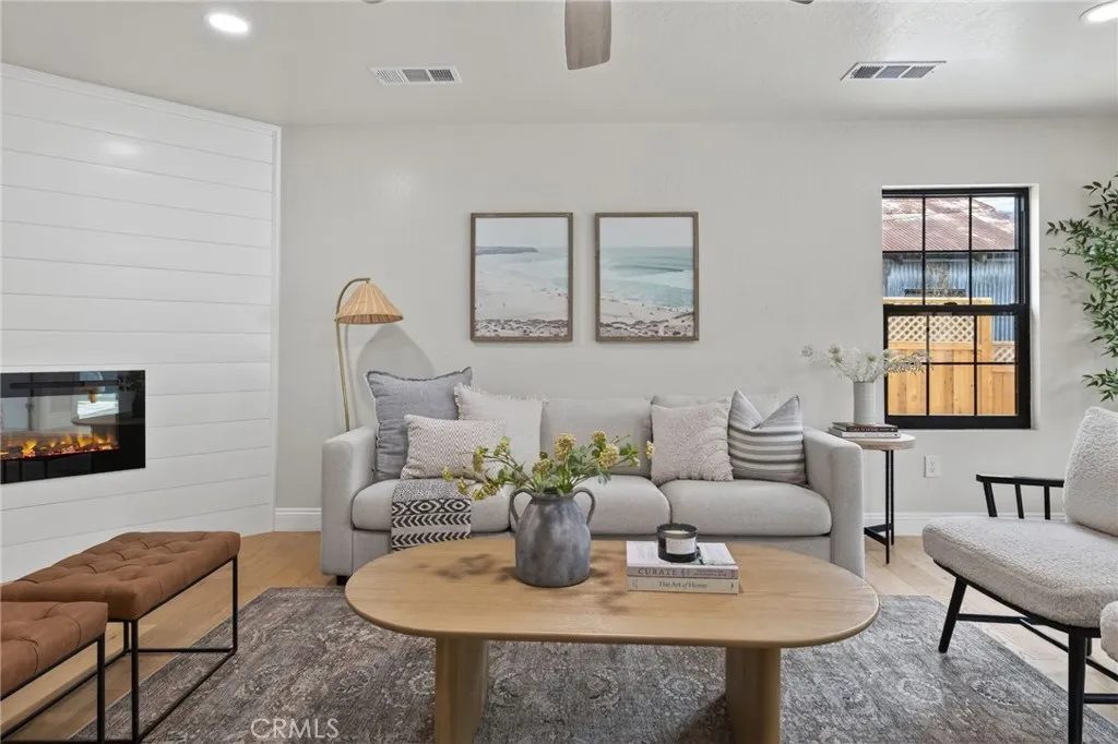 47 W Mcfarlane, Ventura, California 93001 home-pic-7