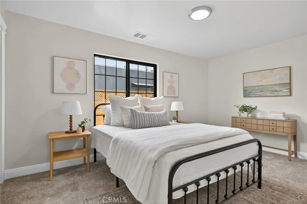 47 W Mcfarlane, Ventura, California 93001 home-pic-20