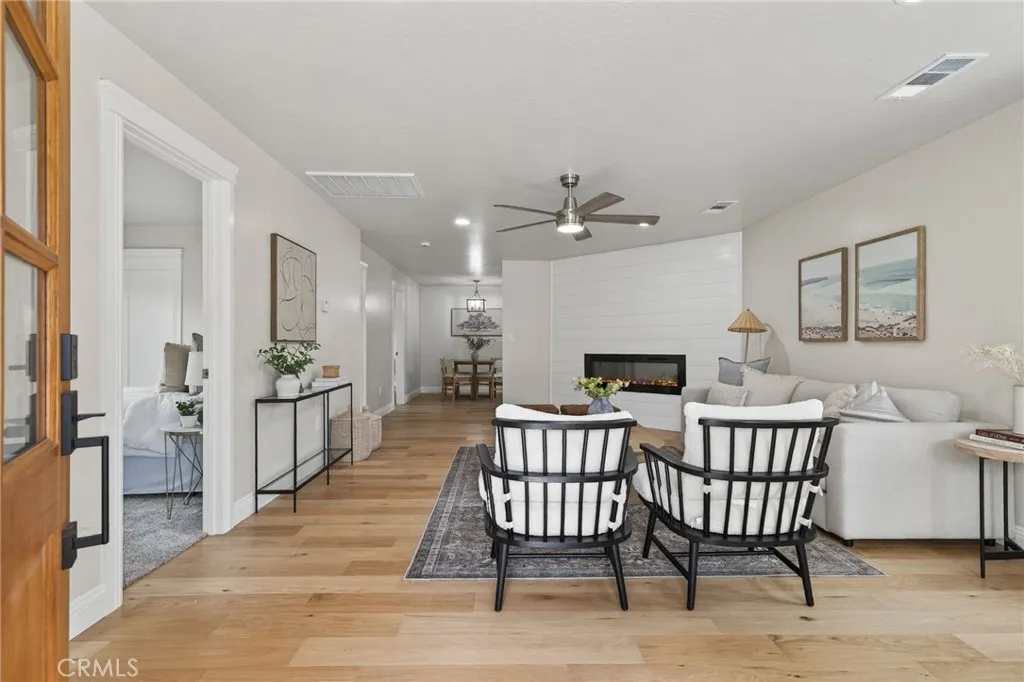 47 W Mcfarlane, Ventura, California 93001 home-pic-4