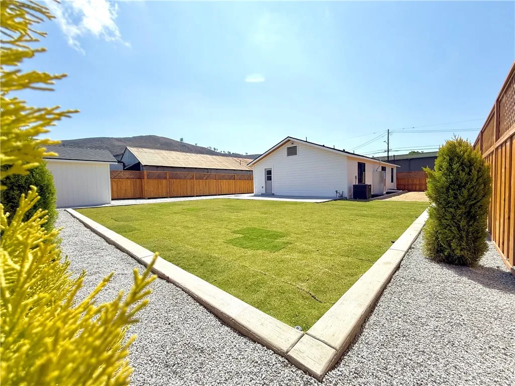 47 W Mcfarlane, Ventura, California 93001 home-pic-30