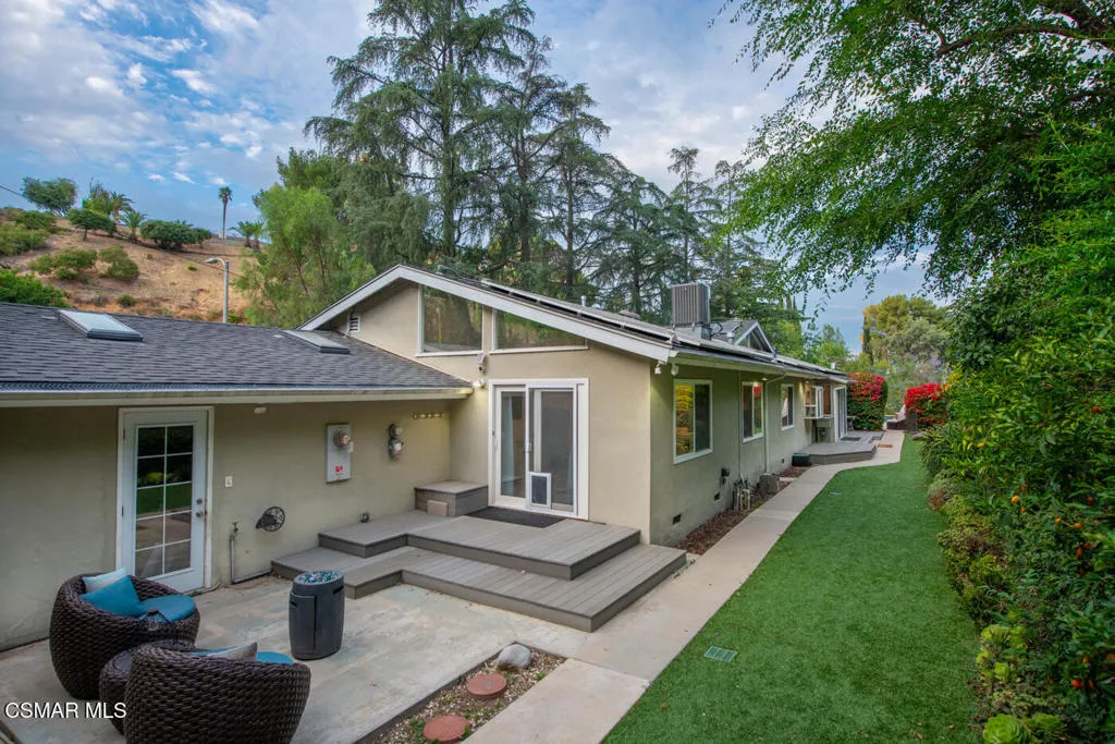 17032 Cotter Place, Encino, California 91436 home-pic-23
