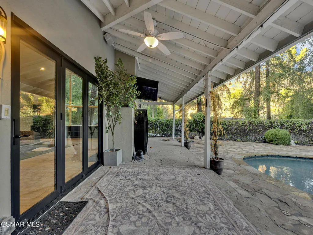 17032 Cotter Place, Encino, California 91436 home-pic-20