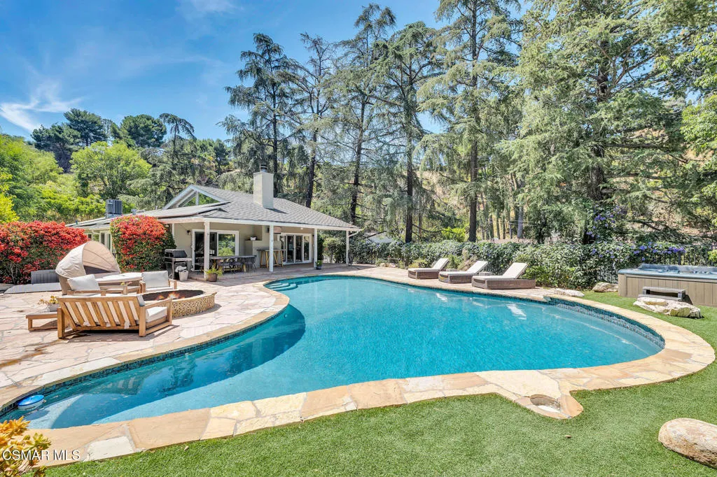 17032 Cotter Place, Encino, California 91436 home-pic-21