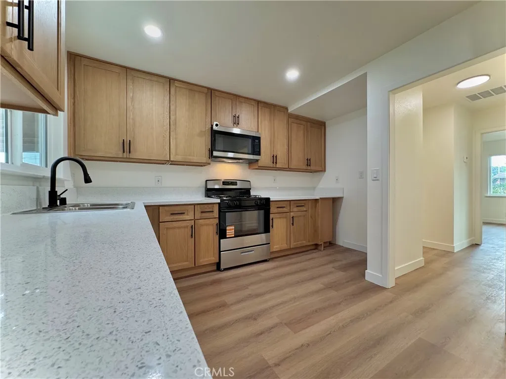 10160 Columbine, Montclair, California 91763 home-pic-5