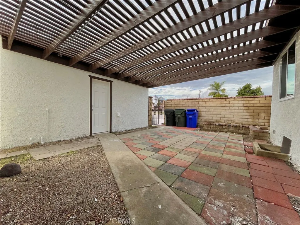 10160 Columbine, Montclair, California 91763 home-pic-18