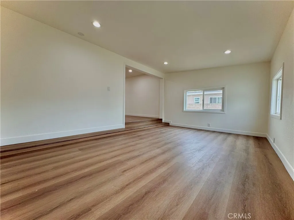 10160 Columbine, Montclair, California 91763 home-pic-10