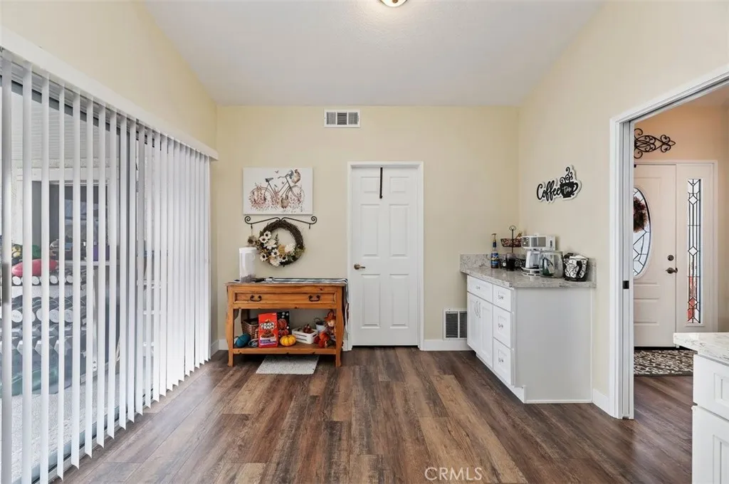 29497 Dorsey, Menifee, California 92586 home-pic-12