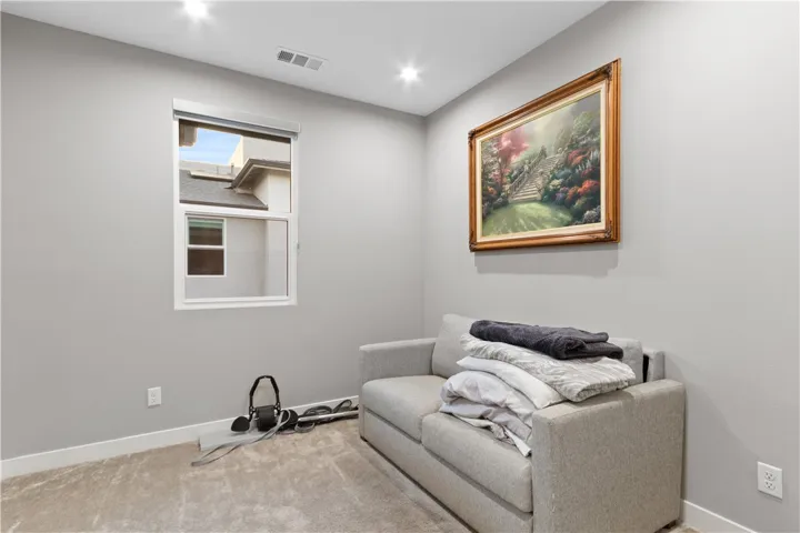 Flexible space for office, guest, or nursery