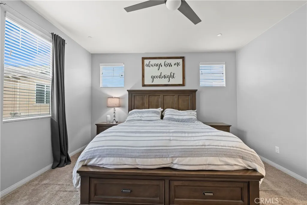 692 S Brampton, Rialto, California 92376 home-pic-15