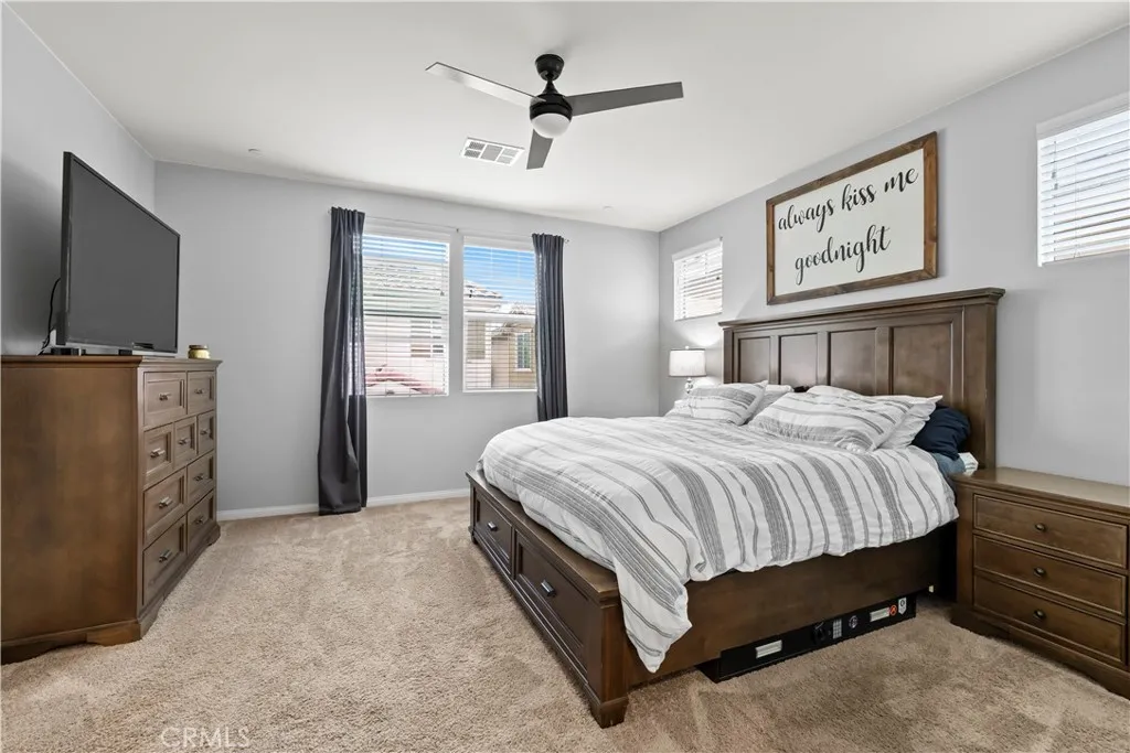 692 S Brampton, Rialto, California 92376 home-pic-14