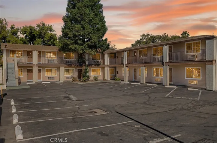 725 Broadway, Chico, California 95928
