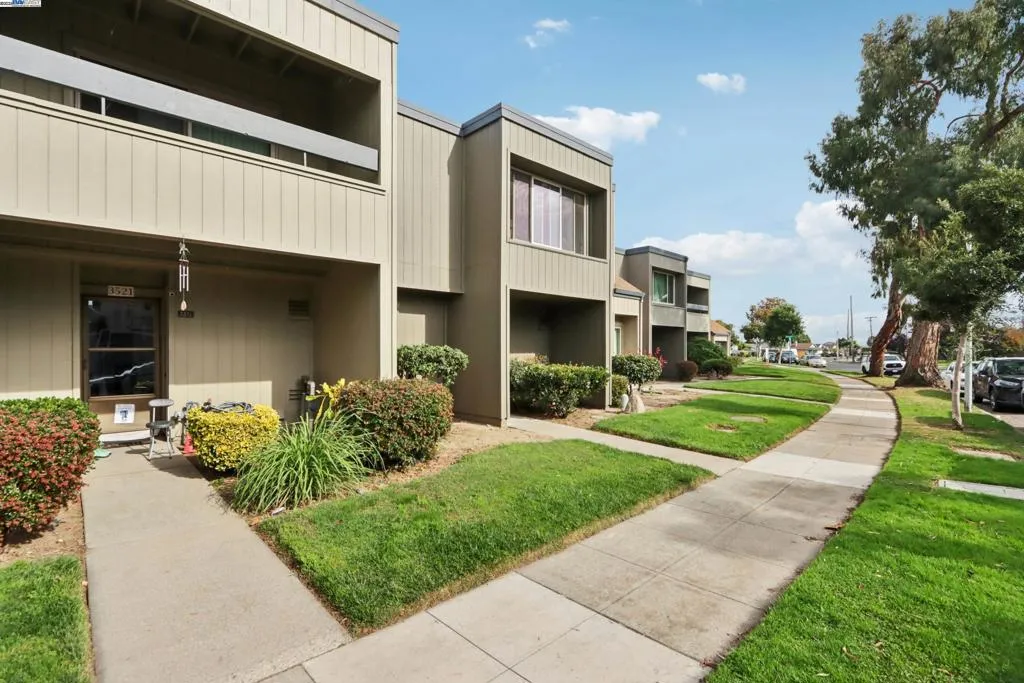 3523 Oleander Ave, Alameda, California 94502 home-pic-18