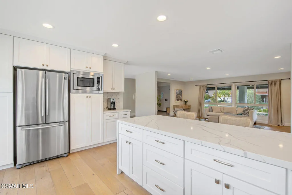 31944 Doverwood Court, Westlake Village, California 91361 home-pic-14