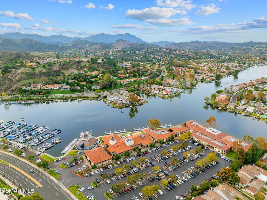 31944 Doverwood Court, Westlake Village, California 91361 home-pic-40