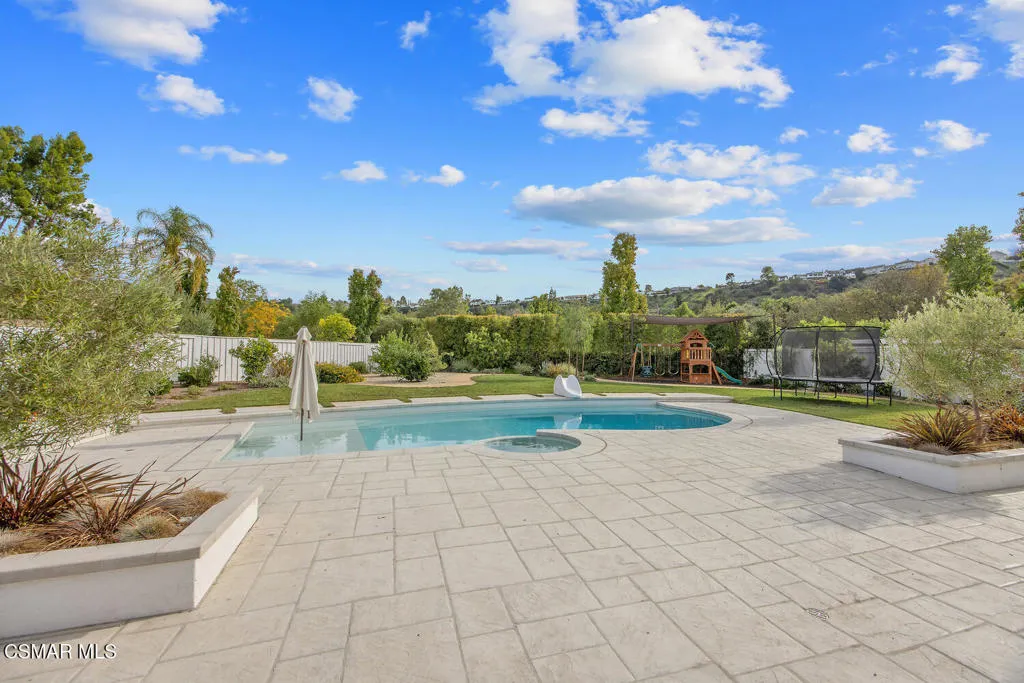 31944 Doverwood Court, Westlake Village, California 91361 home-pic-1