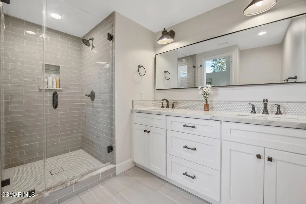 31944 Doverwood Court, Westlake Village, California 91361 home-pic-24