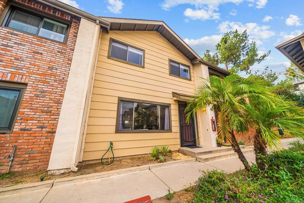 2636 Alpine Boulevard C, Alpine, California 91901 home-pic-22