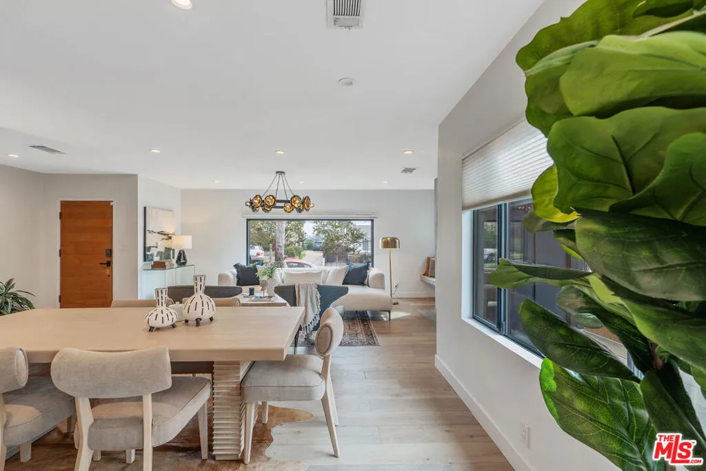 1645 S Sierra Bonita Avenue, Los Angeles, California 90019 home-pic-16