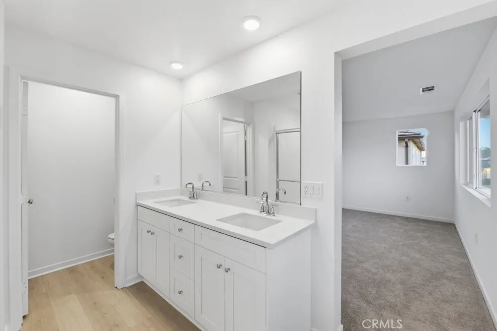 33226 Damask Lane, French Valley, California 92596 home-pic-8