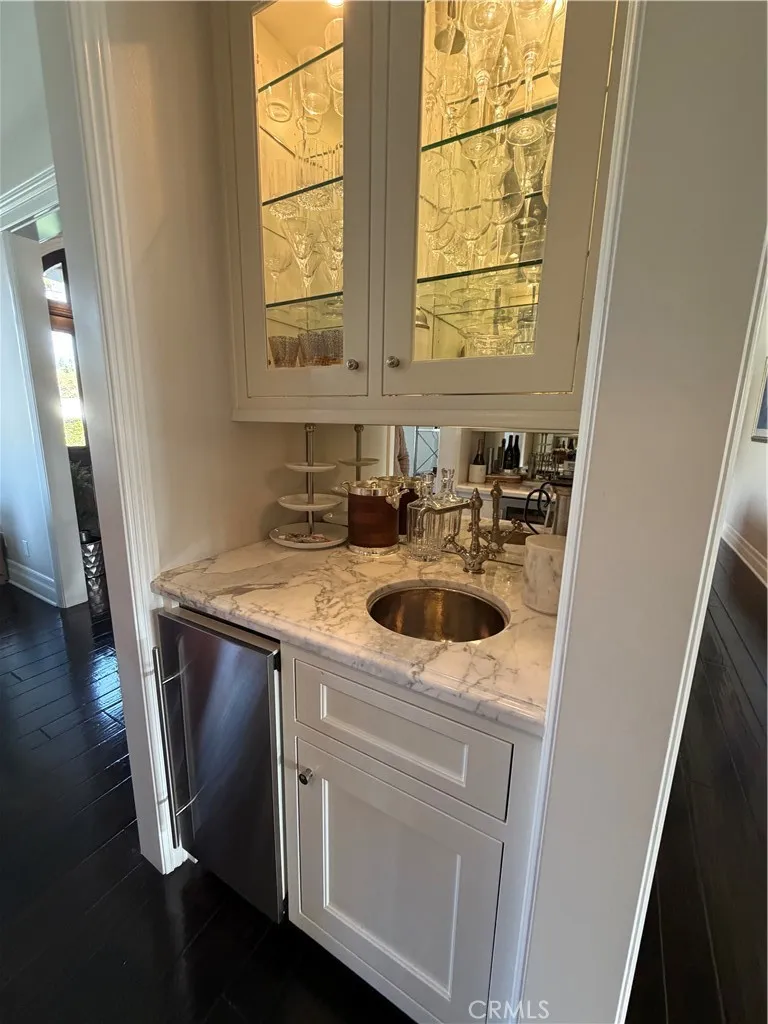 211 S Grand, West Covina, California 91791 home-pic-23