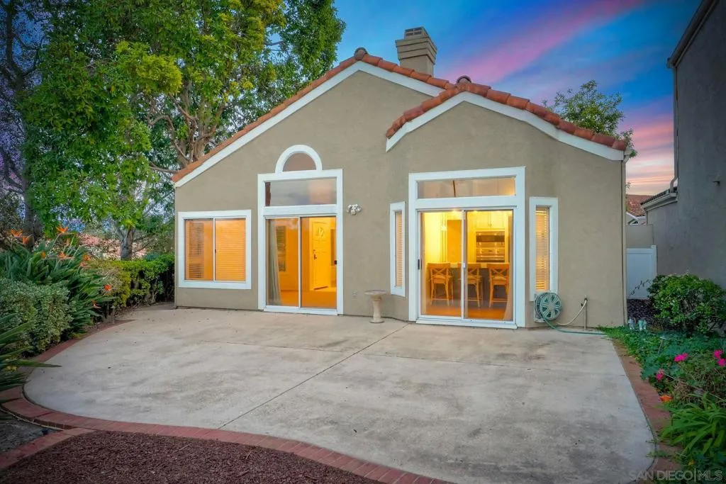 15638 Royal Crown Row, San Diego, California 92128 home-pic-18