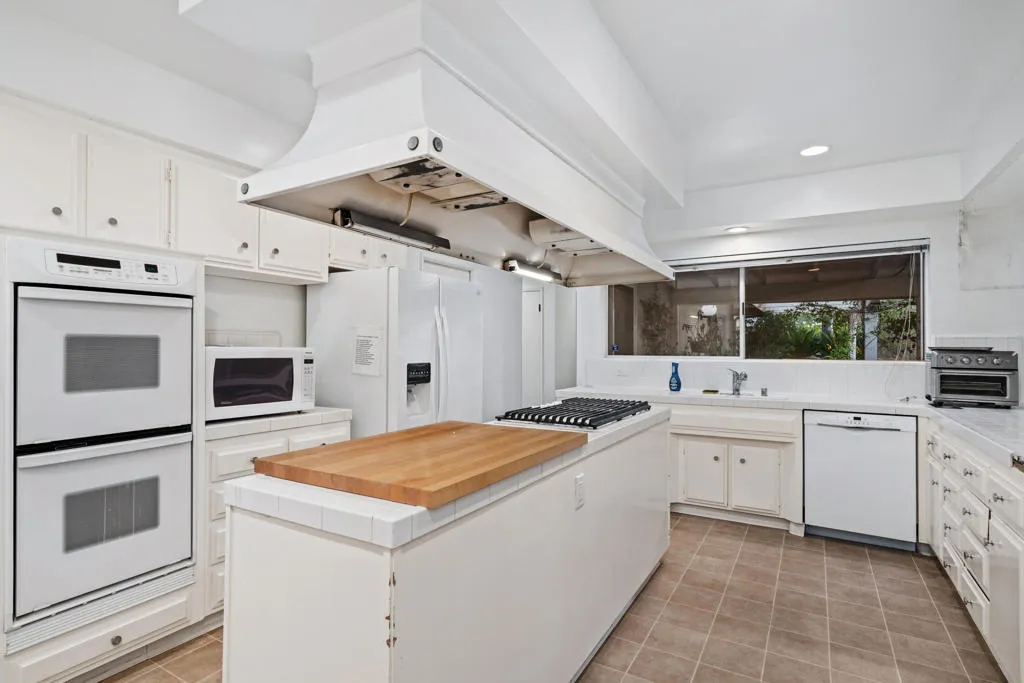 16445 Garvin Drive, Encino, California 91436 home-pic-12