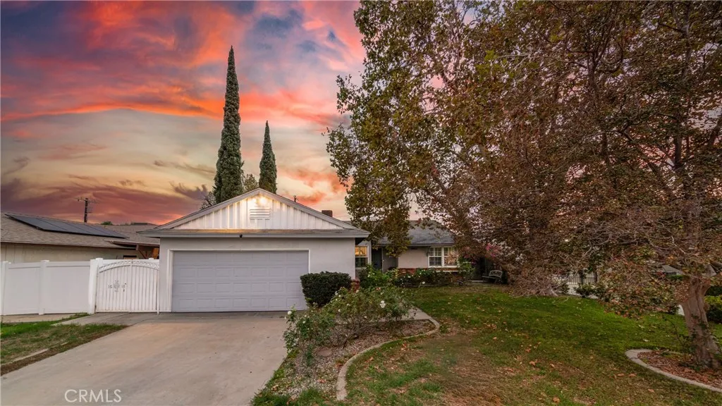 15852 Index Street, Granada Hills, California 91344 home-pic-1
