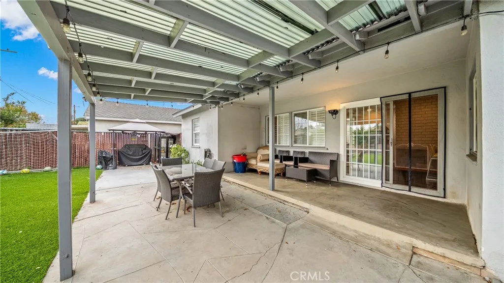 15852 Index Street, Granada Hills, California 91344 home-pic-15