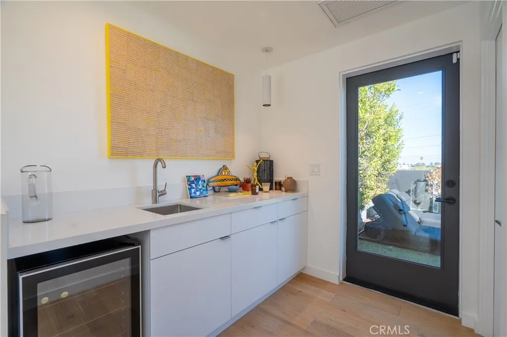 3855 S Centinela, Los Angeles, California 90066 home-pic-29