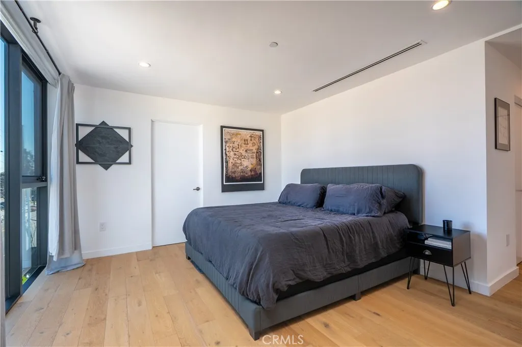 3855 S Centinela, Los Angeles, California 90066 home-pic-19