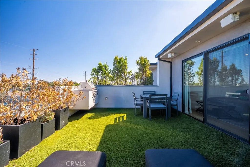 3855 S Centinela, Los Angeles, California 90066 home-pic-40