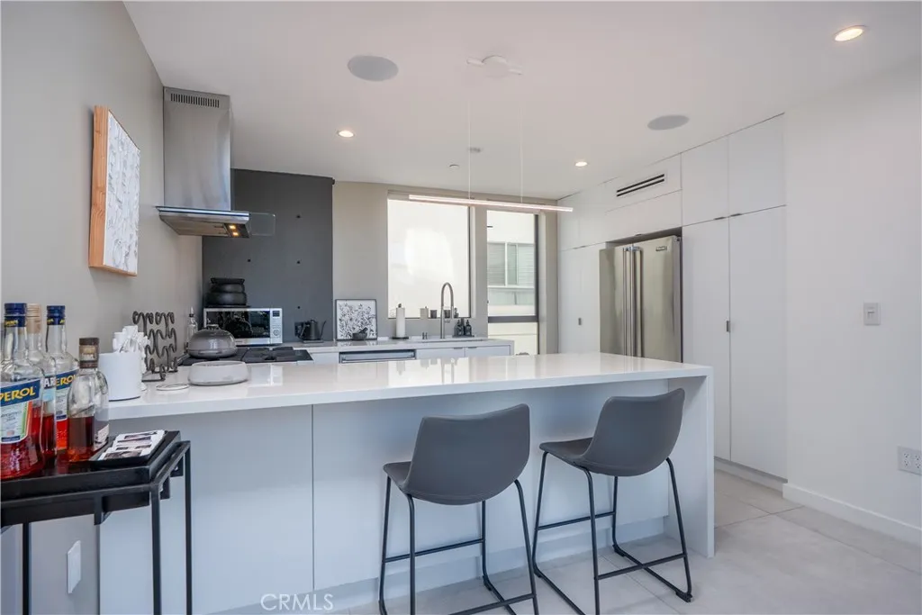 3855 S Centinela, Los Angeles, California 90066 home-pic-6
