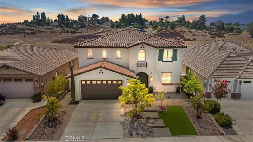 PRIME LOT WITH VIEWS
