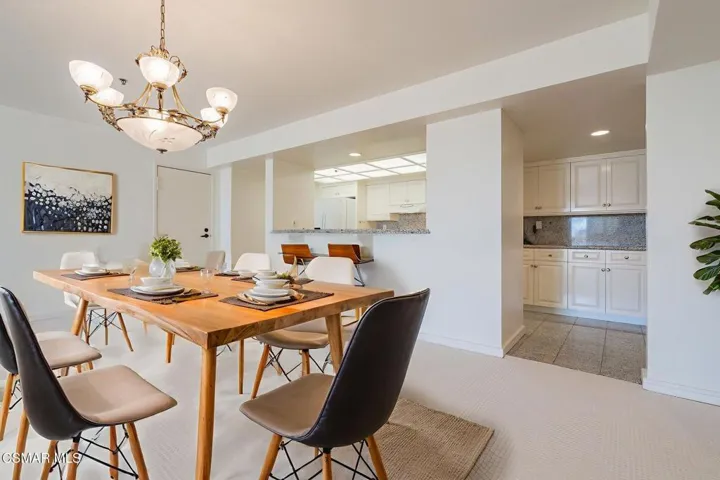 22-web-or-mls-_CK10306 virtually staged